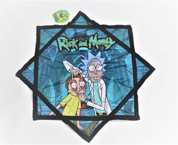דאפו ריק ומורטי רקע כחול