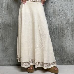 חצאית מקסי פשתן בצבע קרם