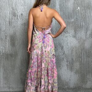 שמלת קשירה פאנלים בגוון ורוד