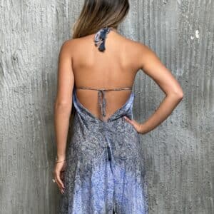 שמלת קשירה פאנלים בגוון כחול