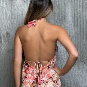 שמלת קשירה פאנלים בגוון אדום