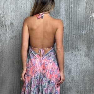 שמלת קשירה פאנלים בגוון ורוד בייבי