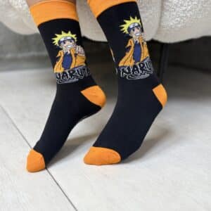 גרביים נארוטו רקע שחור כתום